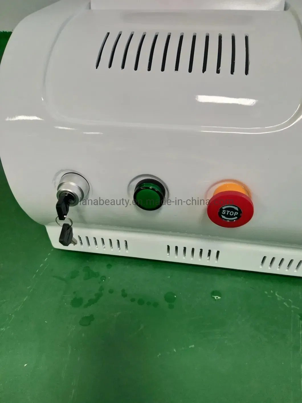 Máquina de beleza portátil para remoção de tatuagem a laser de picossegundo 755nm para remoção de sobrancelha sarda